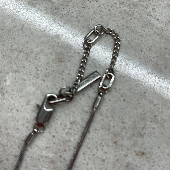 KENNETH COLE NECKLACE & BRACELET SET - Picture 5 of 6